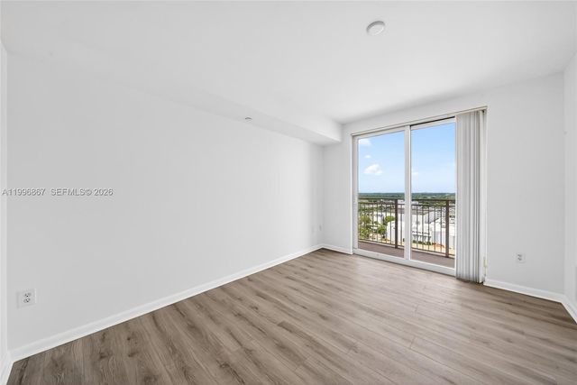 7350 SW 89th St 1703S, Miami, FL 33156