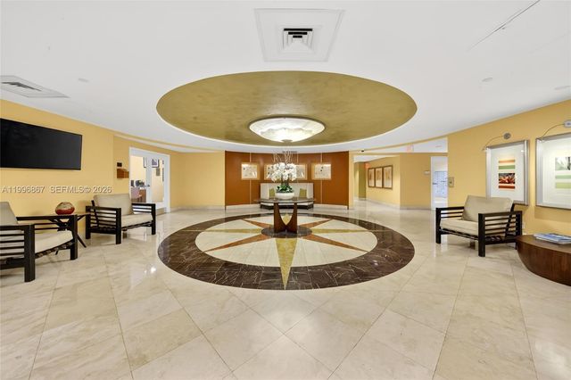 7350 SW 89th St 1703S, Miami, FL 33156