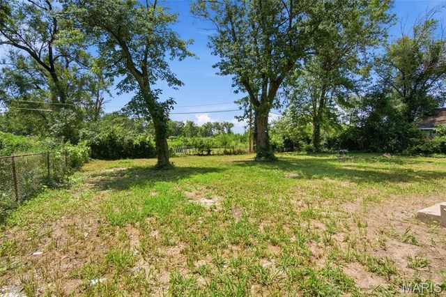 16 School Street, Cahokia, IL 62206