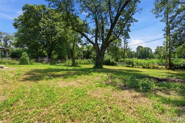 16 School Street, Cahokia, IL 62206