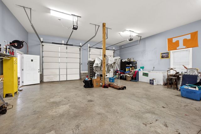 125 Shiloh Ln, Smithville, TN 37166