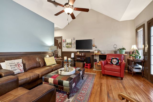 125 Shiloh Ln, Smithville, TN 37166