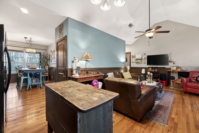 125 Shiloh Ln, Smithville, TN 37166