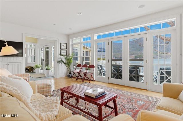 338 Cleverdale Road, Queensbury, NY 12804