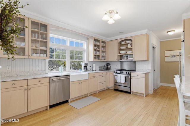 338 Cleverdale Road, Queensbury, NY 12804