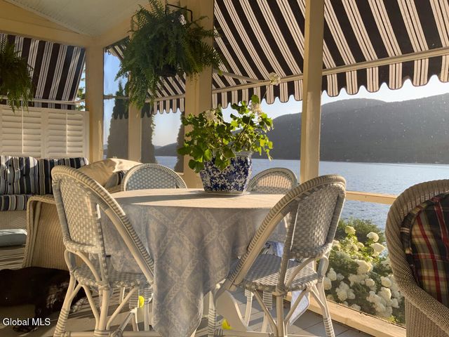 338 Cleverdale Road, Queensbury, NY 12804