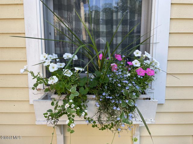 338 Cleverdale Road, Queensbury, NY 12804