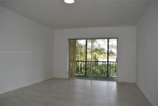 7955 SW 104th St 203D, Miami, FL 33156