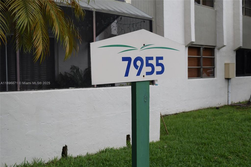 7955 SW 104th St 203D, Miami, FL 33156