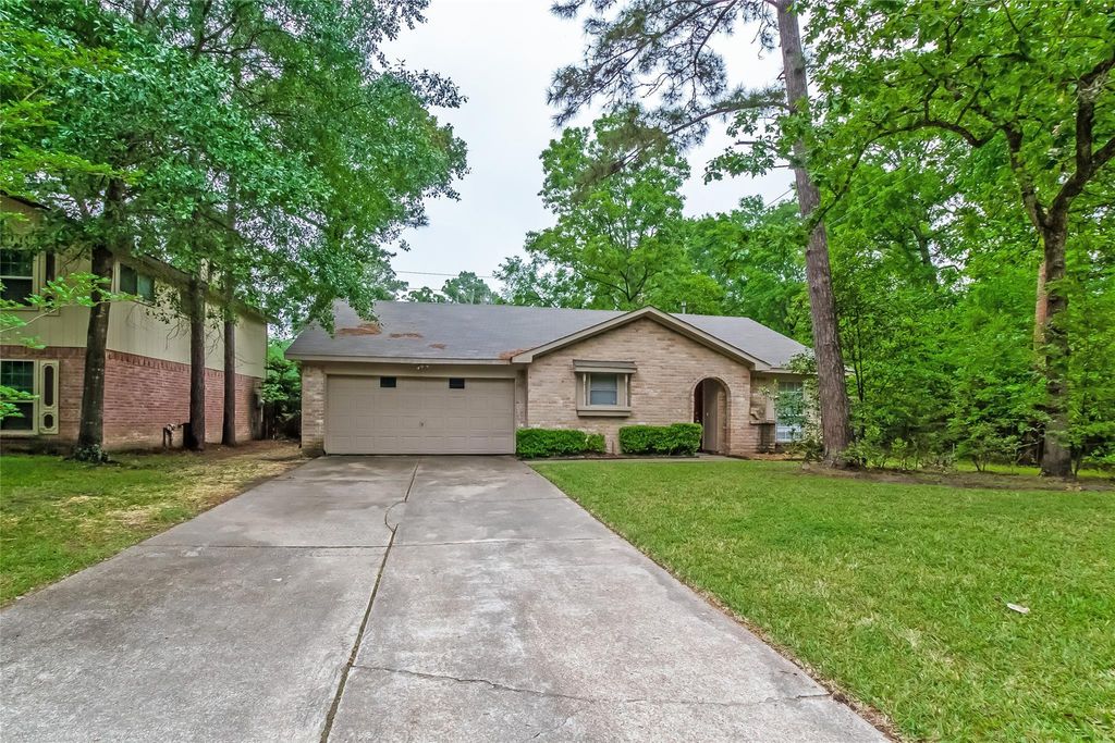 3327 Sycamore Springs Drive, Houston, TX 77339