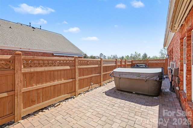 11606 Mersington Lane, Charlotte, NC 28277