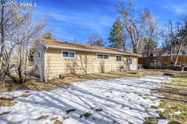 525 Acoma Drive, Colorado Springs, CO 80911