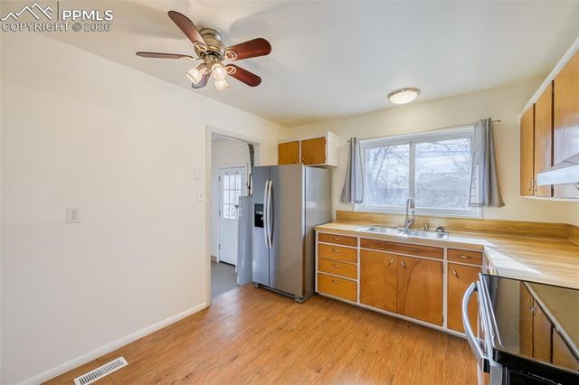 525 Acoma Drive, Colorado Springs, CO 80911