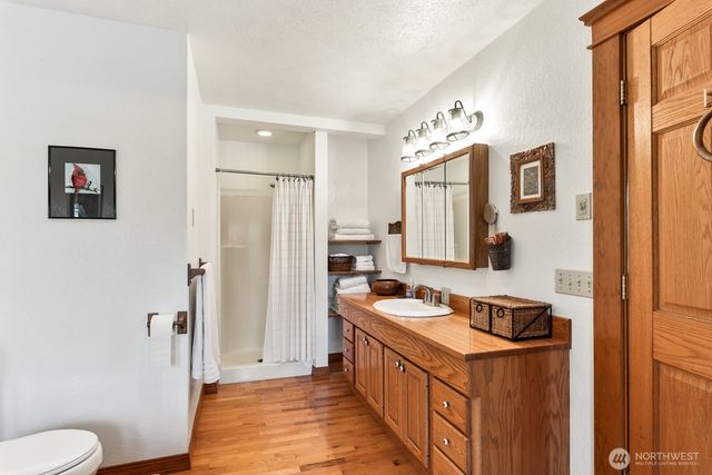 11451 O Avenue, Anacortes, WA 98221