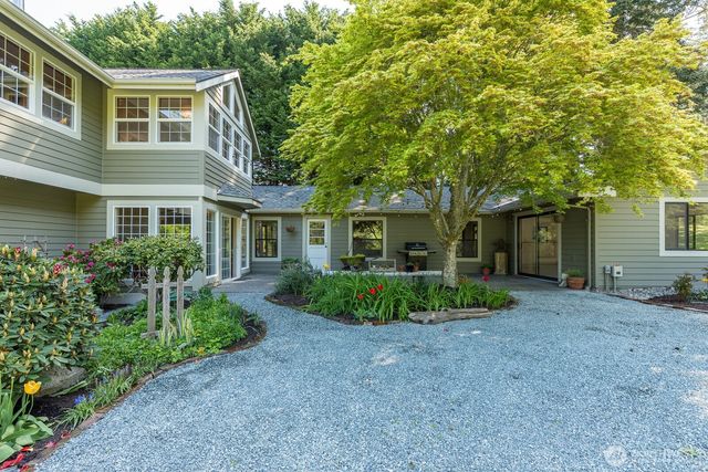 11451 O Avenue, Anacortes, WA 98221