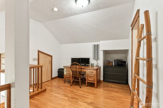 11451 O Avenue, Anacortes, WA 98221