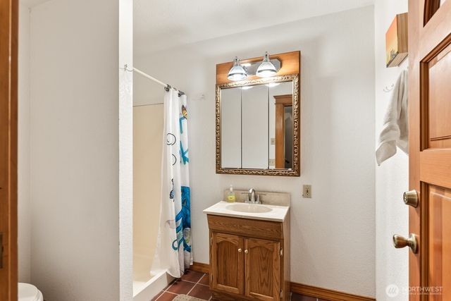 11451 O Avenue, Anacortes, WA 98221