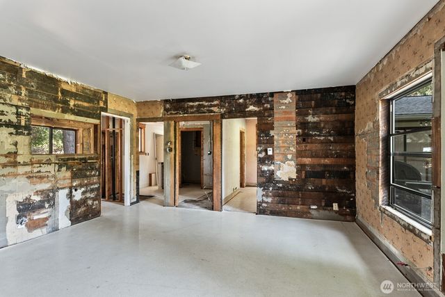 11451 O Avenue, Anacortes, WA 98221