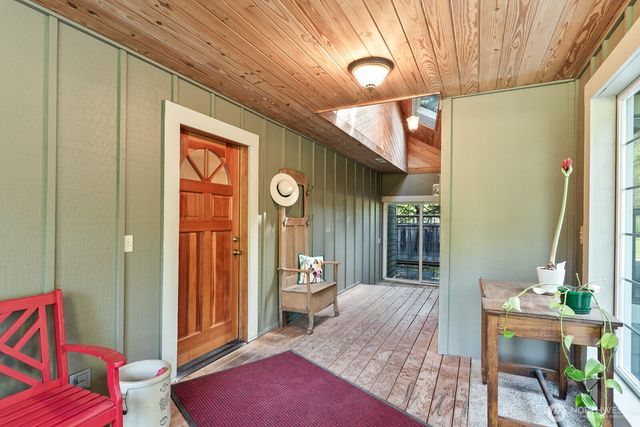 11451 O Avenue, Anacortes, WA 98221