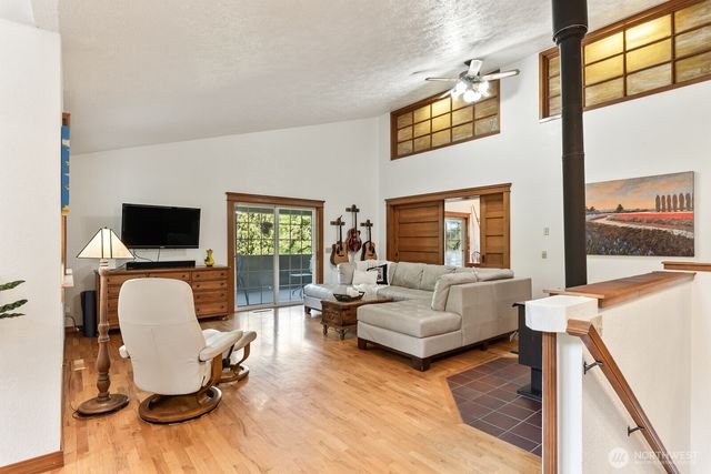 11451 O Avenue, Anacortes, WA 98221