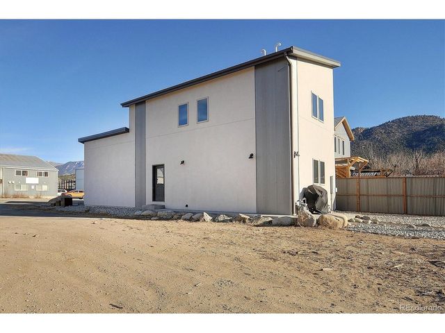 307 Chestnut St, Buena Vista, CO 81211