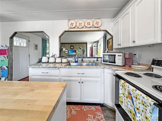 1019 NE Empire Street, College Place, WA 99324