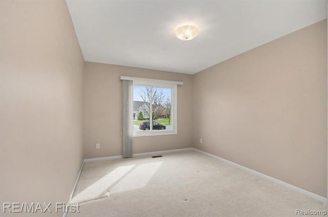 47985 Fox Chase Court, Shelby Twp, MI 48315