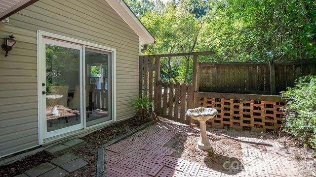 78 Stonecrest Circle SW, Concord, NC 28027