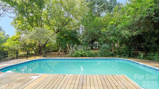 78 Stonecrest Circle SW, Concord, NC 28027