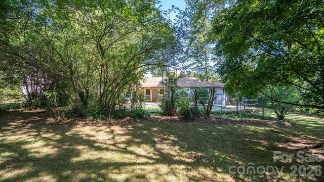 78 Stonecrest Circle SW, Concord, NC 28027