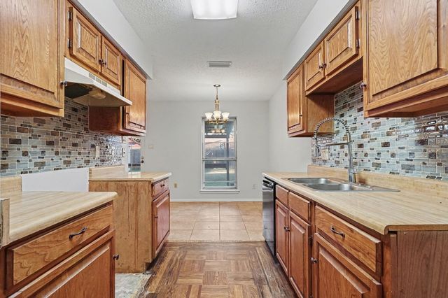 13241 Lexington Lane, Balch Springs, TX 75180