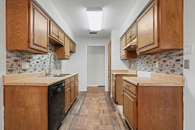 13241 Lexington Lane, Balch Springs, TX 75180