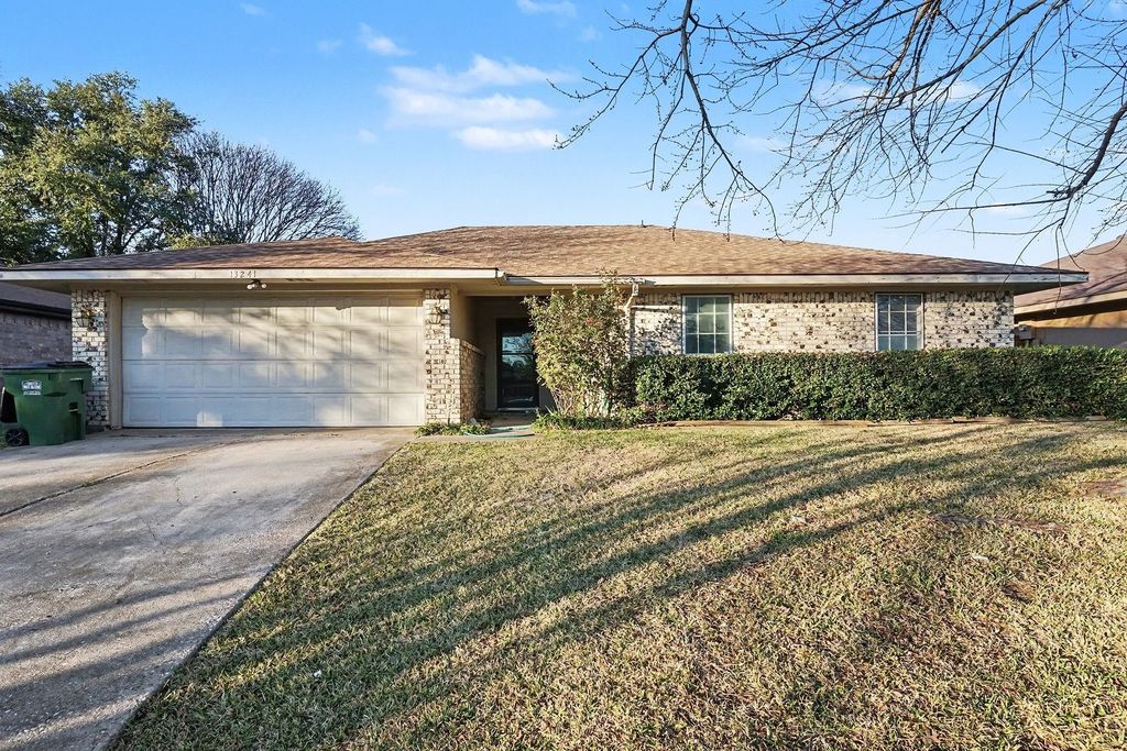 13241 Lexington Lane, Balch Springs, TX 75180