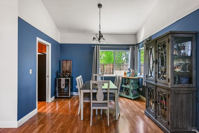 202 Aguirre Way, Cotati, CA 94931