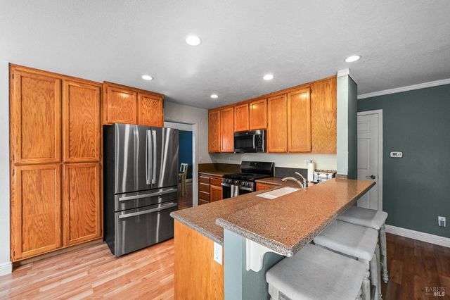 202 Aguirre Way, Cotati, CA 94931