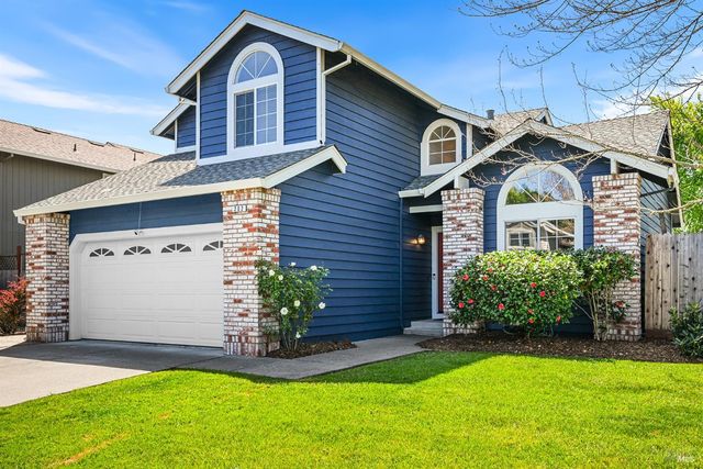 202 Aguirre Way, Cotati, CA 94931