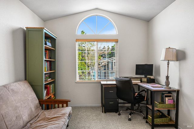 202 Aguirre Way, Cotati, CA 94931