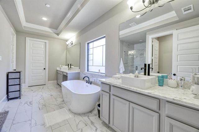 17473 Chestnut Cove Drive, Conroe, TX 77302