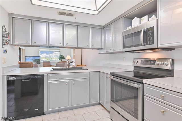 11140 Caravel CIR 305, Fort Myers, FL 33908