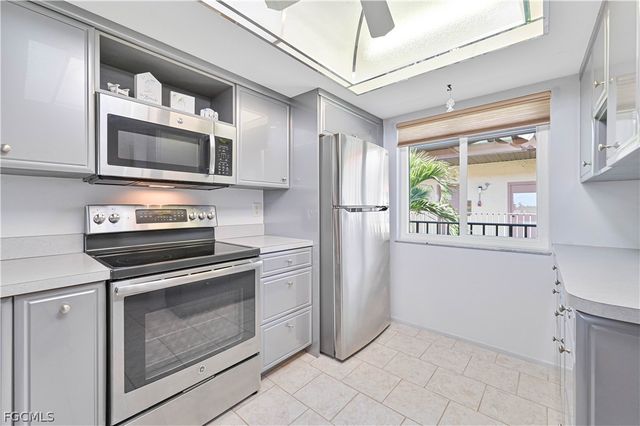 11140 Caravel CIR 305, Fort Myers, FL 33908