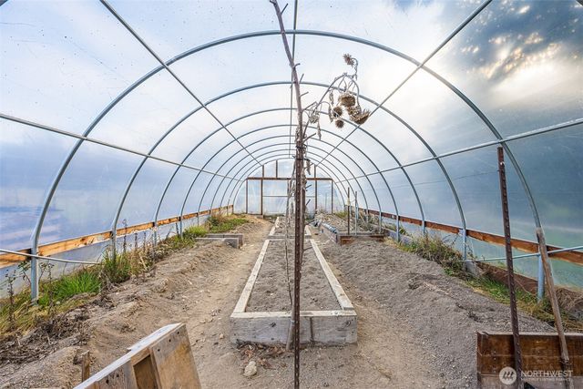 7171 Old Olympic Highway, Sequim, WA 98382