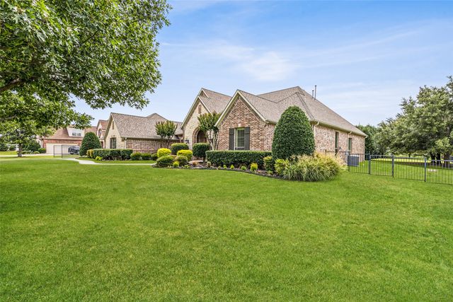 1910 Blue Forest Drive, Prosper, TX 75078