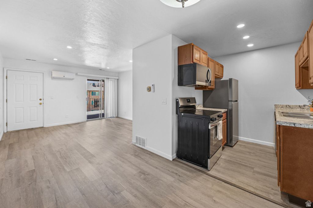 4150 S OAK MEADOWS DR #30, Taylorsville, UT 84123 — exterior