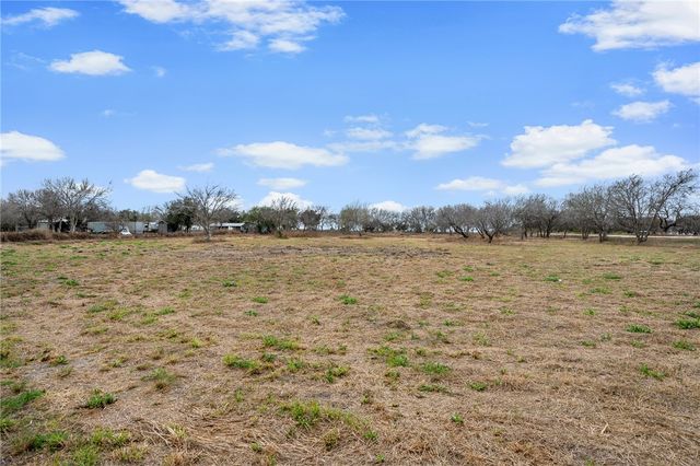 12706 County Road 1394, Sinton, TX 78387