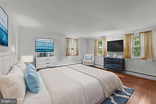 18 SPRINGHOUSE LN, Media, PA 19063