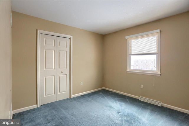 18 BOURBON RED DR, Mechanicsburg, PA 17050