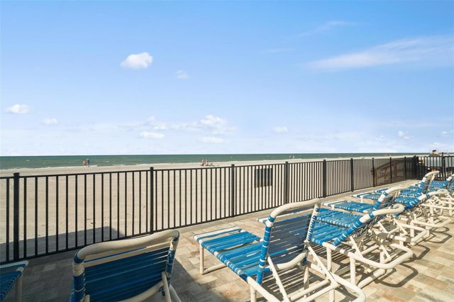 14900 GULF BOULEVARD 202, Madeira Beach, FL 33708