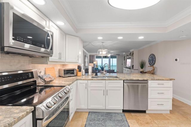 14900 GULF BOULEVARD 202, Madeira Beach, FL 33708