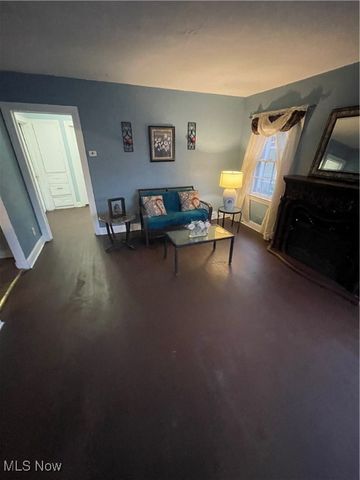 559 E Avondale Avenue, Youngstown, OH 44502