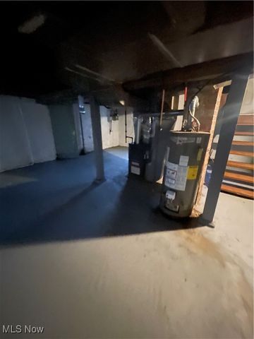 559 E Avondale Avenue, Youngstown, OH 44502